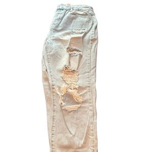 H&M Distressed Mom Jeans.